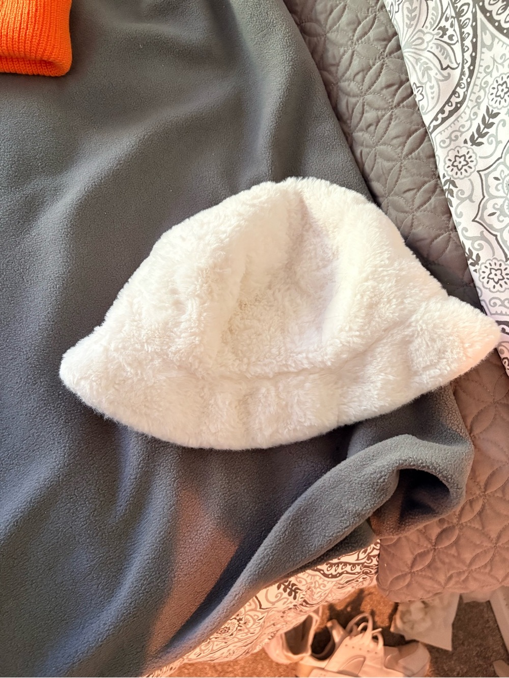 Apana Cream Fuzzy Bucket Hat